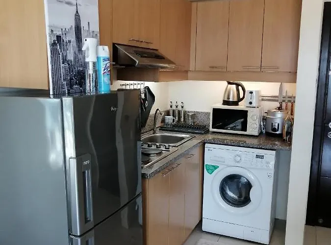 City Suites Ramos Tower Condominiums * セブ市