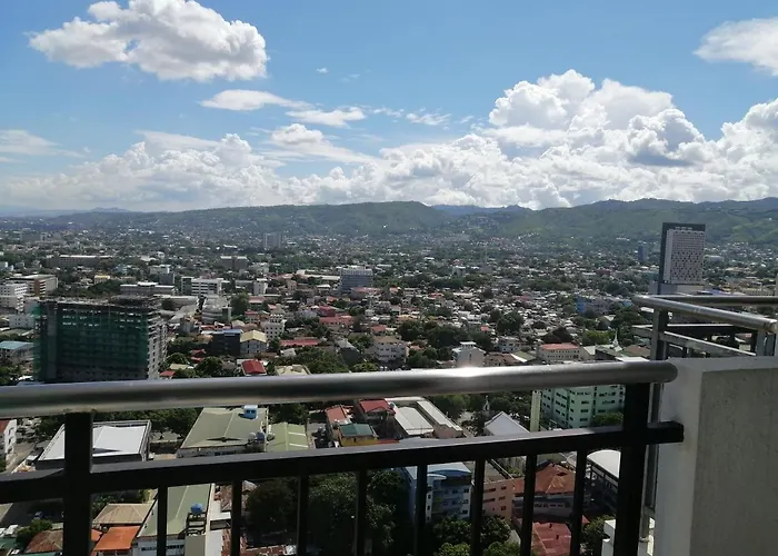 City Suites Ramos Tower Condominiums アパートホテル *