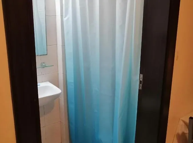 City Suites Ramos Tower Condominiums アパートホテル *